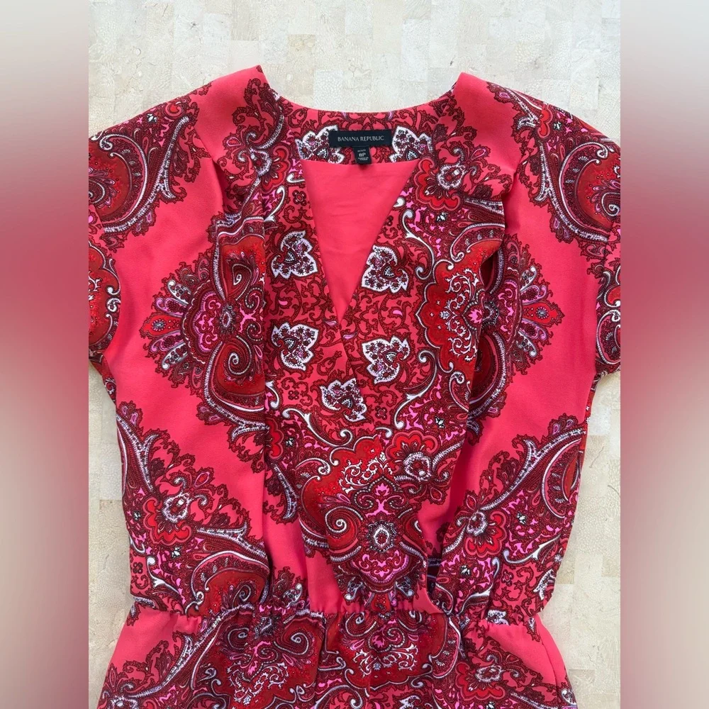 Banana Republic Women's SZ 8P Red Paisley Pattern Boho Romper/Jumpsuit‎ Lined